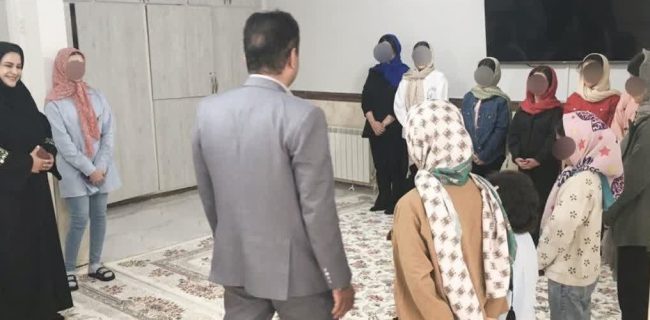 بازدید سرزده دادستان شهرستان دماوند از مرکز نگهداری کودکان بی‌سرپرست و بدسرپرست/ ضرورت رعایت حقوق کودک، فراهم‌سازی محیطی امن، سالم و سرشار از مهر برای کودکان بی‌پناه/ لزوم تقویت خدمات روان‌درمانی، به‌روزرسانی تجهیزات و اصلاح برخی فرآیندهای رسیدگی روزمره