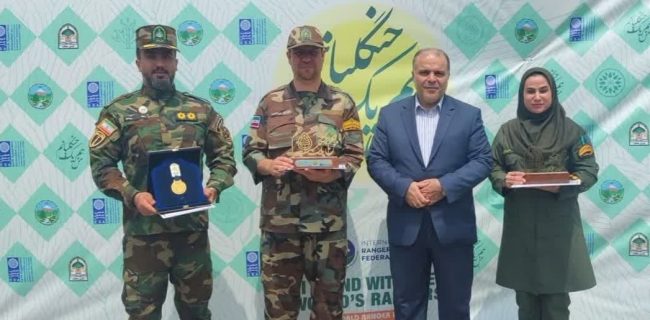 تجلیل از جنگلبان دماوند به عنوان برترین کشور در آیین ملی روز جنگلبان