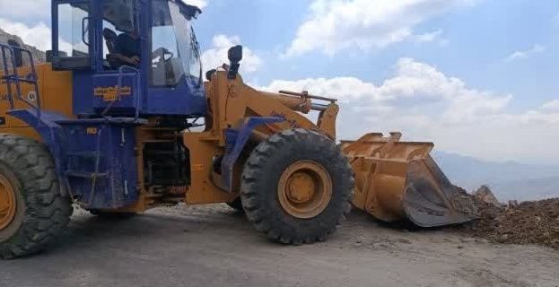 نصب ۲۵۰ نیوجرسی در نقاط پرتگاهی محور هراز برای افزایش ایمنی تردد نصب ۲۵۰ نیوجرسی در نقاط پرتگاهی محور هراز برای افزایش ایمنی تردد