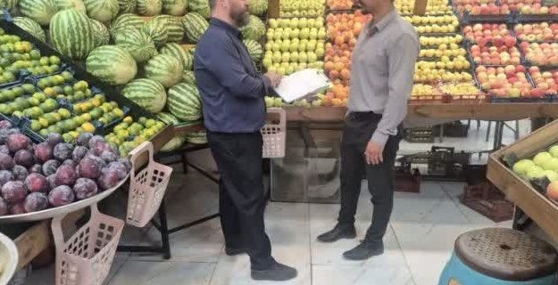 برخورد با واحدهای صنفی متخلف در منطقه گیلاوند/ ارجاع ۵ پرونده به تعزیرات حکومتی شهرستان دماوند برخورد با واحدهای صنفی متخلف در منطقه گیلاوند/ ارجاع ۵ پرونده به تعزیرات حکومتی شهرستان دماوند