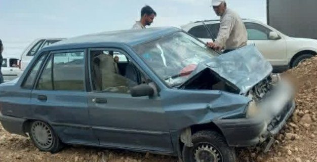 برخورد شدید دو خودرو سواری در محور دماوند – فیروزکوه یک مصدوم بر جای گذاشت