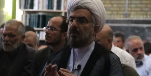 امام جمعه دماوند: دشمنان به دنبال «بلعیدن ایران» هستند/ سپر دفاعی ما حفظ وحدت و تقویت تولید است امام جمعه دماوند: دشمنان به دنبال «بلعیدن ایران» هستند/ سپر دفاعی ما حفظ وحدت و تقویت تولید است