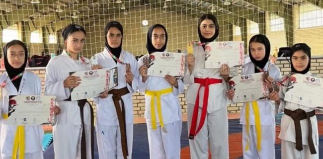 درخشش کاراتهکاهای دماوندی با کسب ۱۱ مدال رنگارنگ در مسابقات کشوری «سرباز وطن» درخشش کاراتهکاهای دماوندی با کسب ۱۱ مدال رنگارنگ در مسابقات کشوری «سرباز وطن»