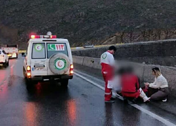 واژگونی خودروی ساندرو در محور هراز/ انتقال یک مصدوم به مرکز درمانی واژگونی خودروی ساندرو در محور هراز/ انتقال یک مصدوم به مرکز درمانی