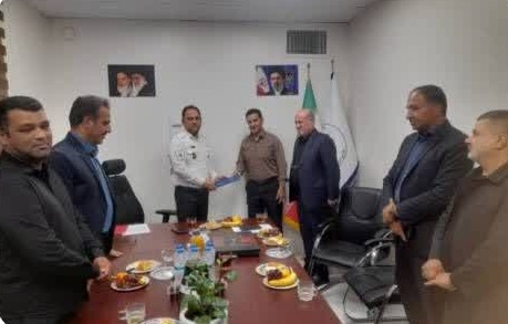 در راستای تقویت زیرساختهای سلامت و فوریتهای پزشکی؛ مدیریت شهری آبسرد از خدمات جهادی رئیس اورژانس شمالشرق تهران تجلیل کرد در راستای تقویت زیرساختهای سلامت و فوریتهای پزشکی؛ مدیریت شهری آبسرد از خدمات جهادی رئیس اورژانس شمالشرق تهران تجلیل کرد