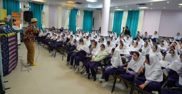 سومین اجرای نمایش عروسکی طرح ملی سبا در مدرسه سما دماوند