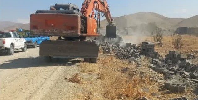 قلع‌وقمع ۱۳۹ ساخت‌وساز غیرمجاز در اراضی کشاورزی دماوند/ دست‌اندازی به زمین‌های زراعی رودهن، جابان و سربندان ناکام ماند