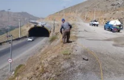 مبارزه و کنترل ملخهای بومی در شهرستان دماوند/ پاکسازی ارتفاعات محورهای بالا و پایین امامزاده هاشم مبارزه و کنترل ملخهای بومی در شهرستان دماوند/ پاکسازی ارتفاعات محورهای بالا و پایین امامزاده هاشم