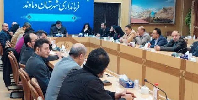 همکاری دستگاه‌ها و بانک‌ها، لازمه تحقق اشتغال پایدار و رضایتمندی مردم است/ تأکید بر ثبت اشتغال در سامانه رصد و اولویت‌دهی بانک‌ها به تسهیلات تکلیفی