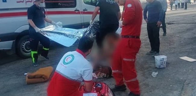 سوختگی ۲ نفر در حادثه واژگونی خودرو ایسوزو در محور تهران – دماوند