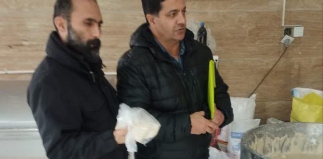 گشت مشترک واحد بازرسی اداره صمت و اصناف شهرستان دماوند از واحدهای صنفی نانوایی/ برخورد با تخلفات صنفی نانوایی‌ها در مناطق رودهن، مهرآباد، دماوند، گیلاوند، کیلان/ برای ۱۰ واحد صنفی متخلف پرونده تشکیل و به اداره تعزیرات حکومتی ارجاع داده شد