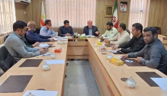 جلسه بررسی مشکلات و معضلات مهاجرین و اتباع غیرمجاز در شهر آبسرد با حضور معاون دادستان شهرستان دماوند/گلایه‌های فراوان مردم شهر آبسرد از حضور مهاجرین و اتباع غیرمجاز و غیر قانونی