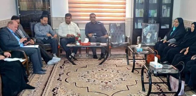 اولین جلسه‌ با اولین کارگروه قرارگاه فرهنگی شهر آبسرد و حومه با حضور مدیران مدارس