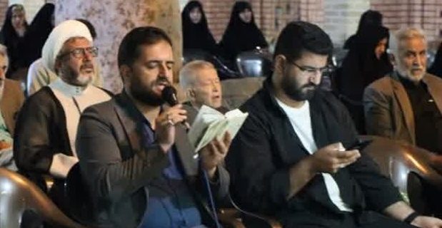 برگزاری برنامه شهید آبروی محله در مزار شهدای محله درویش دماوند