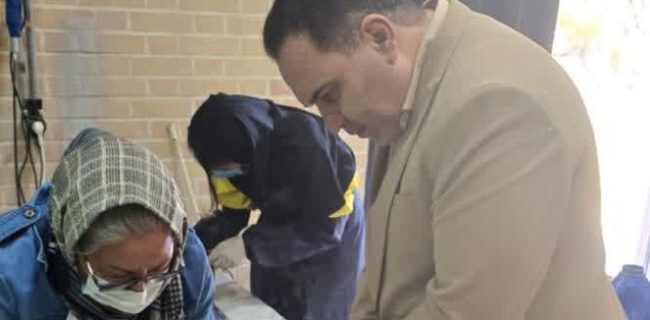 بازدید رئیس اداره میراث فرهنگی، گردشگری و صنایع دستی شهرستان دماوند از کارگاه تراش سنگ‌های قیمتی و نیمه قیمتی/ افضلی: رشته‌های صنایع دستی زمینه بسیار مناسبی جهت کارآفرینی و اشتغال زایی هستند