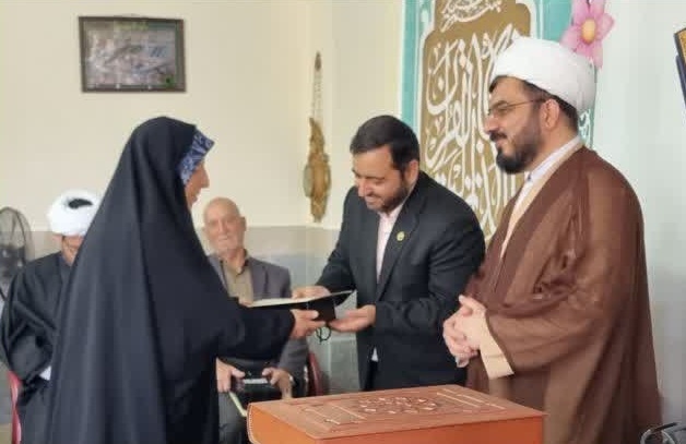 تقدیر از مربیان دار القرآن قدر آموزش و پرورش دماوند به مناسبت روز معلم