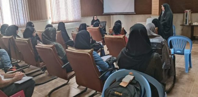 برگزاری اولین دوره کلاس‌های مربیگری دروس تئوری به مناسبت هفته تربیت‌بدنی در اداره ورزش و جوانان شهرستان دماوند