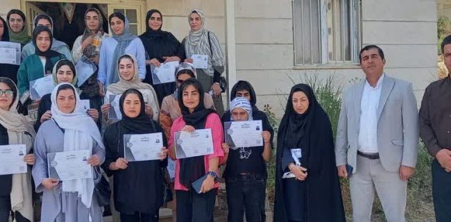اعطای گواهی سومین دوره عملی مربیگری آمادگی جسمانی در شهرستان دماوند
