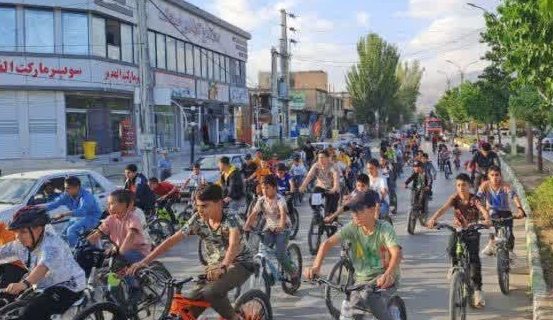 همایش بزرگ دوچرخه‌سواری به‌ مناسبت گرامیداشت هفته دفاع مقدس
