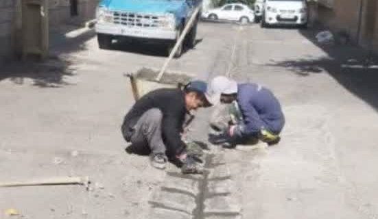 عملیات بازسازی و مرمت نهرها و کانال‌های آب سطح شهر دماوند