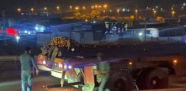 تصادف وانت نیسان با تریلی در محور فیروزکوه – دماوند نرسیده به پل‌شلمبه