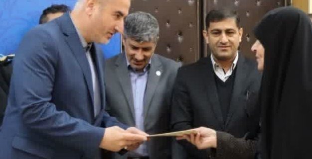 اولین همایش خواهران بسیجی ادارات شهرستان دماوند همزمان با هفته بسیج