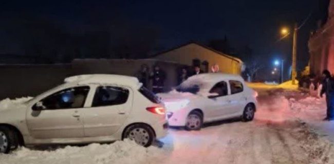 امدادرسانی به ۷ خانوار گرفتار در شهرک البرز منطقه مشا