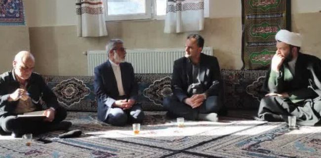 نشست بررسی مشکلات روستای وادان شهرستان دماوند/ توسعه روستایی، بهداشت و سلامت مورد بحث و گفتگو قرار گرفت نشست بررسی مشکلات روستای وادان شهرستان دماوند/ توسعه روستایی، بهداشت و سلامت مورد بحث و گفتگو قرار گرفت