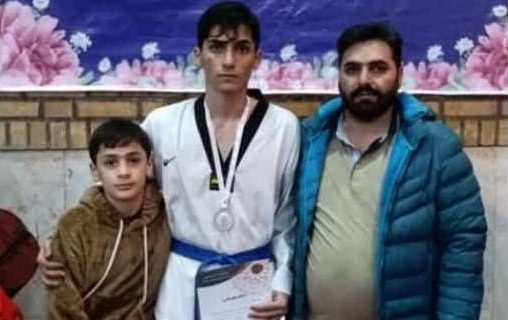 کسب مدال نقره مسابقات آزاد تکواندو در شهرستان قرچک توسط دانش آموز مدرسه سما رودهن