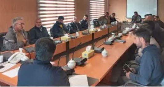 ساماندهی وانتداران سیار در دستور کار شهرداری دماوند/ ثبتنام رانندگان در اتحادیه میوهفروشان و اخذ مجوز فعالیت سیار ساماندهی وانتداران سیار در دستور کار شهرداری دماوند/ ثبتنام رانندگان در اتحادیه میوهفروشان و اخذ مجوز فعالیت سیار