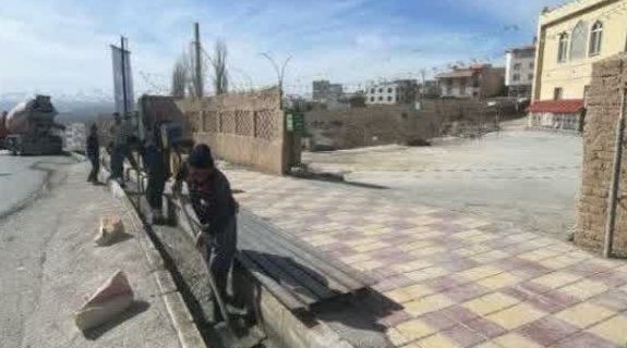 بهسازی و ترمیم نهر بلوار شهدای گمنام شهرک فرهنگیان منطقه گیلاوند به همت واحد فنی و عمرانی شهرداری دماوند