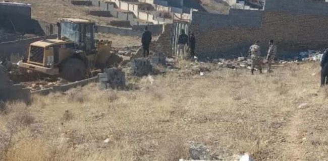 مقابله با ساخت‌وسازهای غیرمجاز در اراضی کشاورزی شهرستان دماوند/ قلع و قمع ۳۳ فقره ساخت‌وساز غیرمجاز در مناطق مهرآباد و خورین بخش رودهن