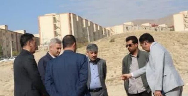 بازدید فرماندار شهرستان دماوند از محل احداث زمین چمن در مسکن مهر منطقه گیلاوند