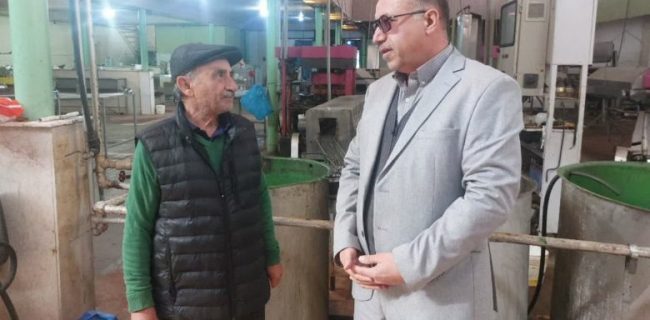 بررسی مشکلات شرکت تولید مواد غذایی فرایند طی بازدید رئیس اداره صنعت، معدن و تجارت شهرستان دماوند