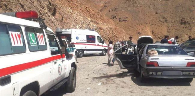 یک فوتی و ۵ مصدوم در پی تصادف دو خودرو سواری در محور هراز محدوده امامزاده هاشم