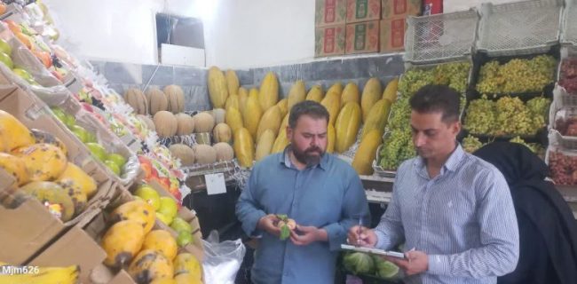 گشت بازدید و بازرسی اتاق اصناف شهرستان دماوند جهت رسیدگی به شکایات مردمی/ پرونده ۸ واحد متخلف به اداره تعزیرات حکومتی ارجاع داده شد/ ۶ واحد نیز به دلیل نداشتن پروانه کسب اخطار پلمب دریافت کردند