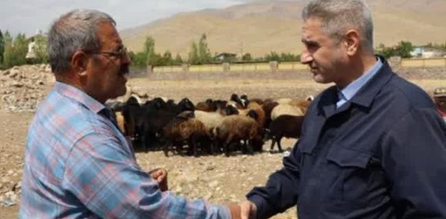 بازدید اعضای ستاد تسهیل و رفع موانع تولید شهرستان دماوند از ۲ مجموعه تولیدی دامپروری بازدید اعضای ستاد تسهیل و رفع موانع تولید شهرستان دماوند از ۲ مجموعه تولیدی دامپروری