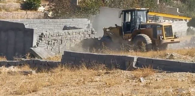 مقابله با ساخت‌وسازهای غیرمجاز در اراضی کشاورزی شهرستان دماوند/ قلع و قمع ۸۰ فقره ساخت‌وساز غیرمجاز در روستاهای مهرآباد و زیبادشت بخش رودهن