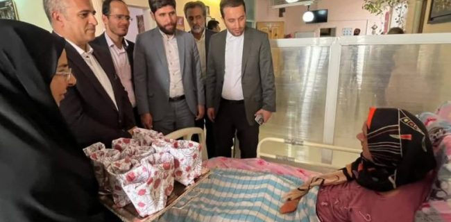 برگزاری جشن در مرکز سالمندان شیرین تحت نظارت اداره بهزیستی شهرستان دماوند به مناسبت هفته پر افتخار دفاع مقدس و در آستانه روز جهانی سالمندان