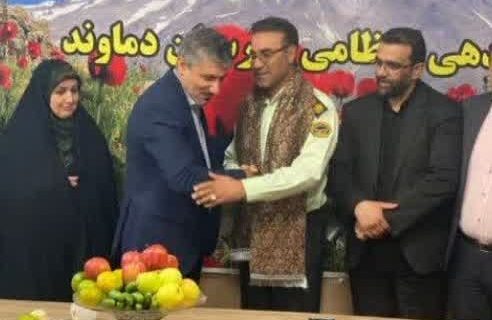 تقدیر مدیریت شهری دماوند از فرمانده انتظامی شهرستان به مناسبت هفته فراجا/ رضایی‌مهر: تلاش‌های شبانه‌روزی و فداکارانه فراجا ضامن آسایش و آرامش مردم است