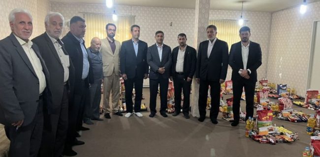 توزیع بستههای معیشتی و اقلام مصرفی بین خانواده کم بضاعت زندانیان جرائم غیر عمد در دماوند توزیع بستههای معیشتی و اقلام مصرفی بین خانواده کم بضاعت زندانیان جرائم غیر عمد در دماوند