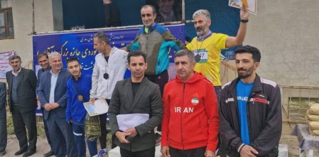 کسب مقام نایب قهرمانی کوهنورد شهرستان دماوند در مسابقه صحرانوردی هفت کیلومتر یادواره اولین سالگرد قهرمان آسیا سید رمضان میرصادقی