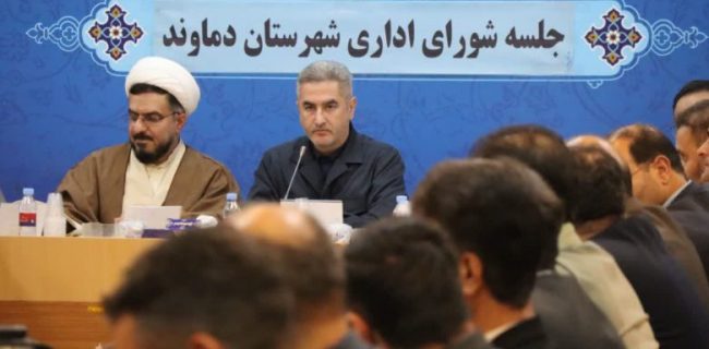 مسئولان دقت لازم را در تصمیم‌گیری‌ها داشته باشند/ مدیران باید از پشت درهای بسته خارج شوند/ خروجی جلسات باید به‌حل مسائل مردم منتهی شود/ ناکارآمدی مدیران قابل تحمل نیست/ هیچ مدیری نمی‌تواند بدون هماهنگی با فرمانداری جابه‌جا شود