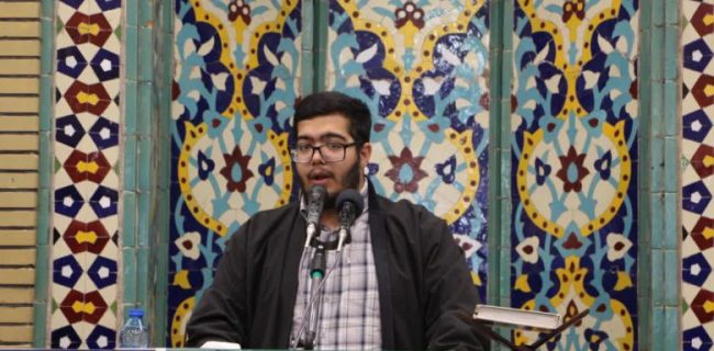 تشکل‌های دانشجویی و فعالیت‌های علمی و فرهنگی را بیش از پیش مدنظر قرار دهند