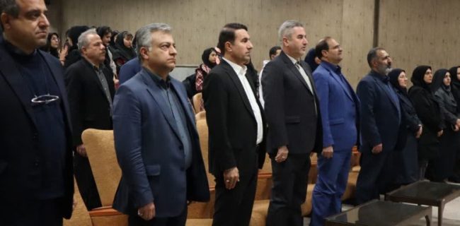 آیین گرامیداشت روز دانشجو در دانشگاه آزاد اسلامی واحد رودهن/ طاهرخانی: دانشجویان باید کانون تزریق امید به جامعه باشند