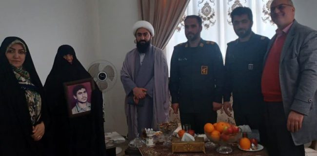 دیدار و تجلیل مسئولین شهرستان دماوند از مادر مکرمه شهید والامقام برجعلی رحیمی