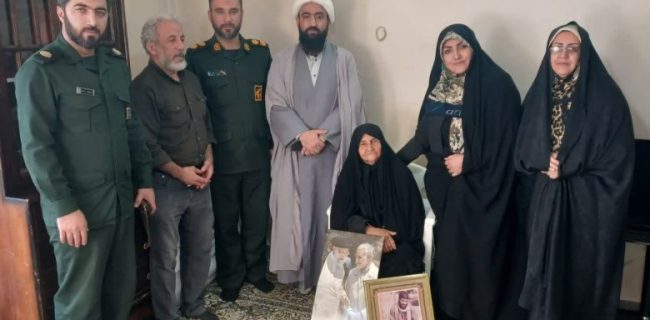 دیدار و تجلیل مسئولین شهرستان دماوند از مادر مکرمه شهید والامقام فضل اله فائزی