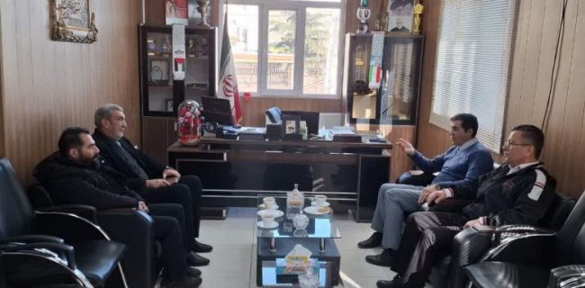 نشست هماهنگی جهت راه‌اندازی خانه ورزش در روستای مومج دماوند