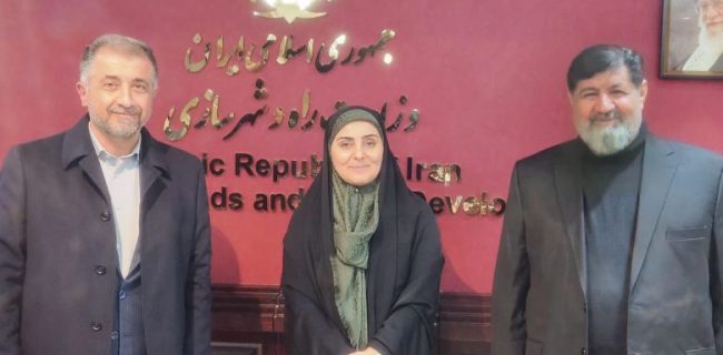 پیگیری مسائل و مشکلات شهرستان دماوند از وزیر راه و شهرسازی/ پیگیری احداث زیر گذر گیلاوند و کنار گذر‌ بومهن -‌ رودهن – آبعلی/ پیگیری بهسازی و تعریض جاده دماوند به ایوانکی/ پیگیری اخذ منابع مالی مورد نیاز مترو تهران- دماوند