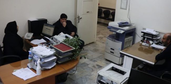 فرماندار شهرستان دماوند به دیدن کارکنان مجموعه اداری خود رفت/ ارتقاء جایگاه فرمانداری بستگی به رویکرد و وظایف ما خواهد داشت